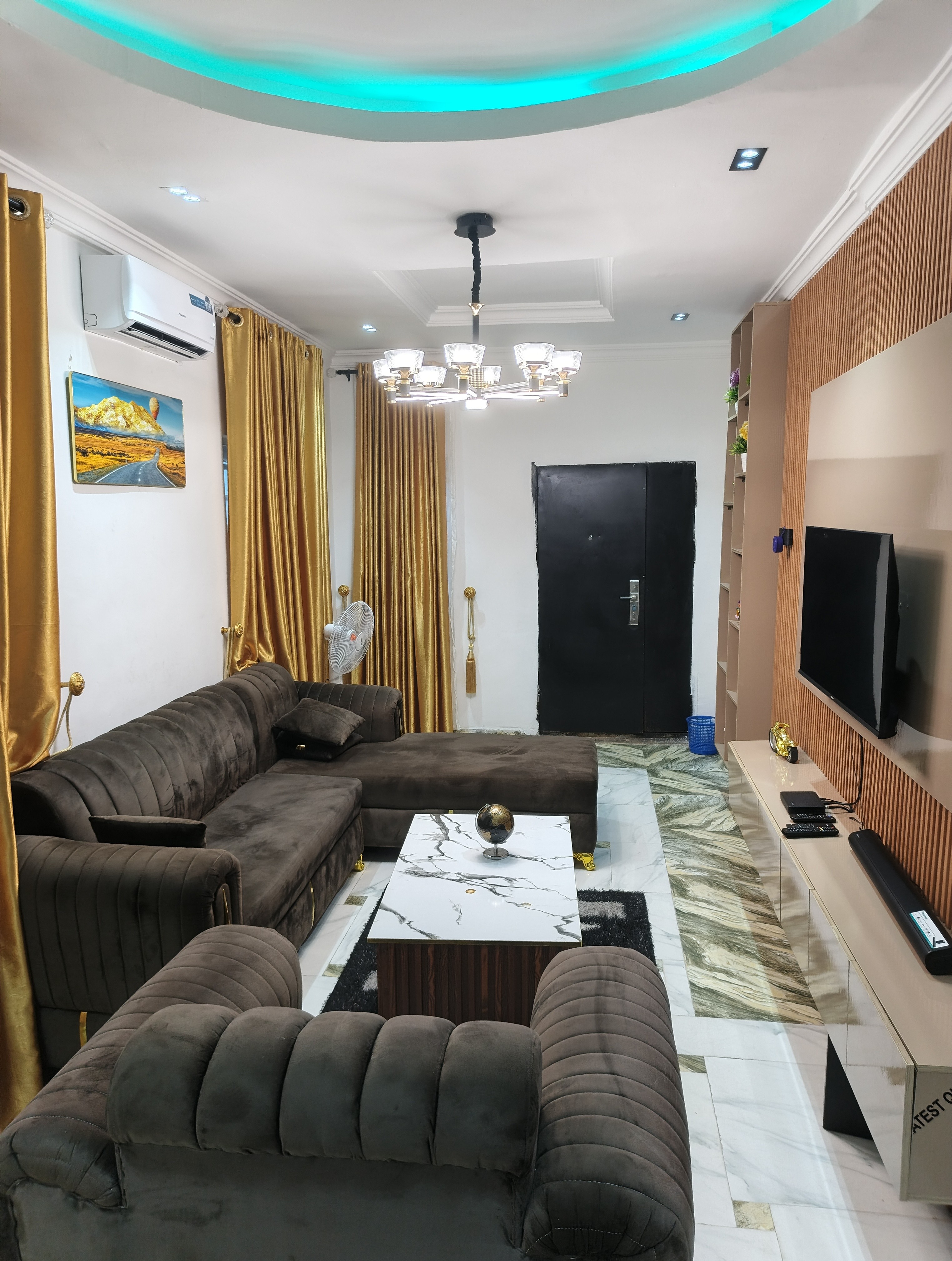 Signature Suite Sitting Room